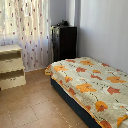 In The Perfect Location In The Will Guarantee A Wonderful Daire *